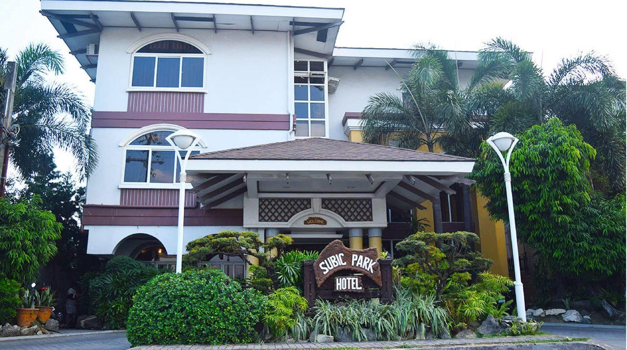 The Shoreline Subic Hotel Olongapo Exterior foto